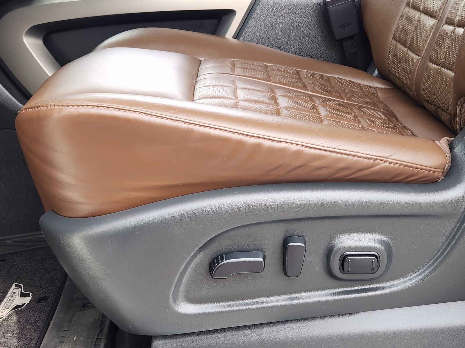 2021 Nissan Titan Platinum Reserve