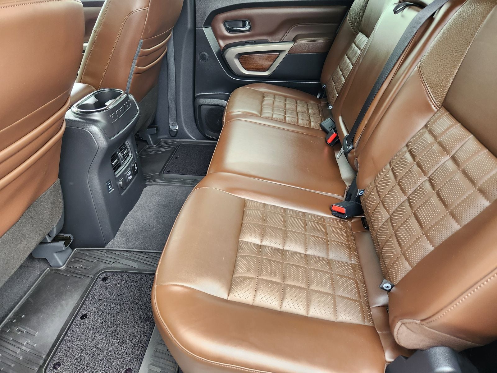 2021 Nissan Titan Platinum Reserve