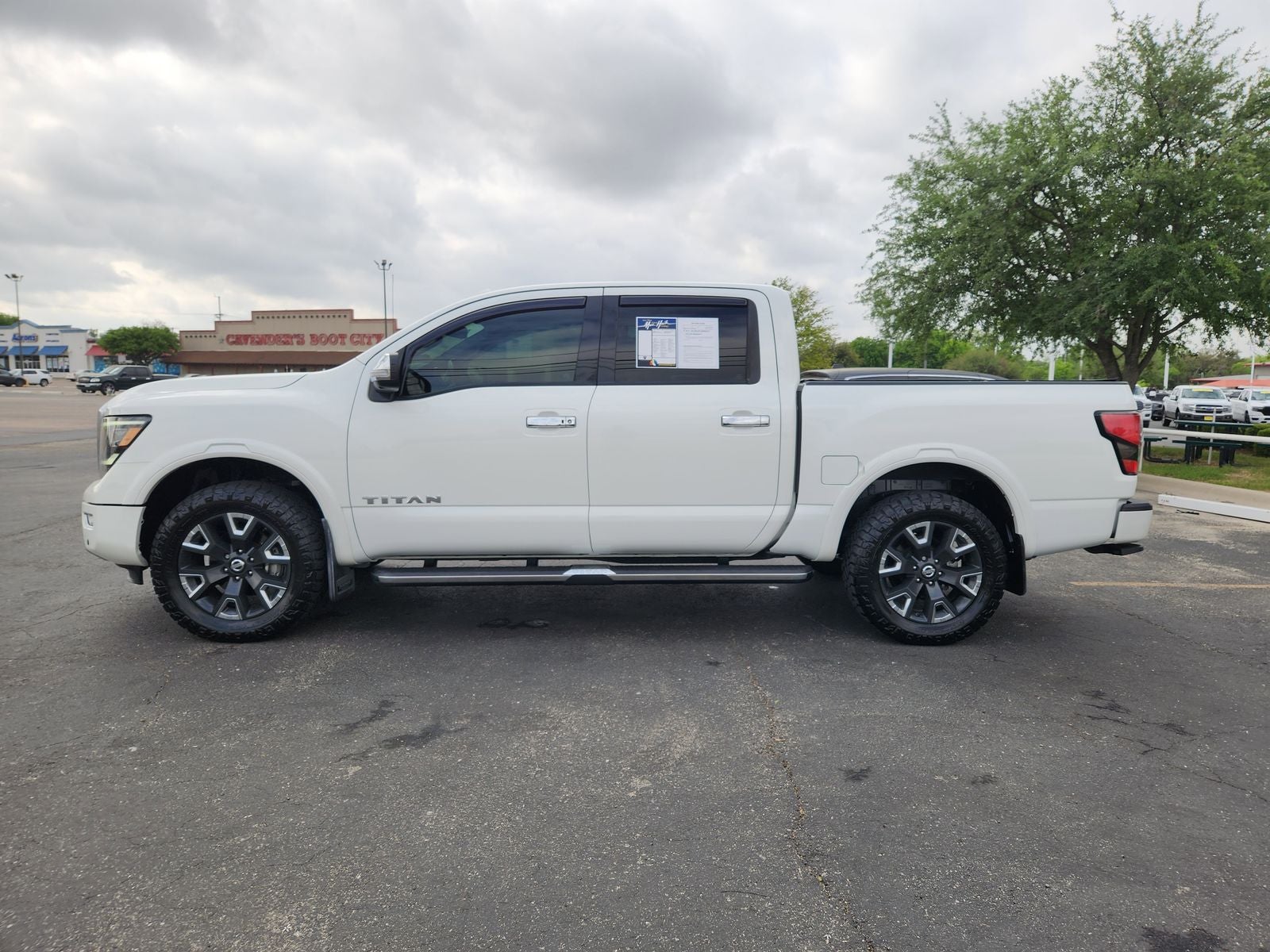 2021 Nissan Titan Platinum Reserve
