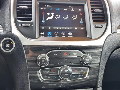 2022 Chrysler 300 Touring