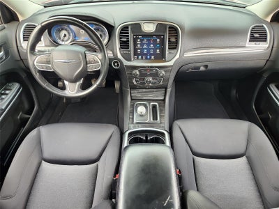 2022 Chrysler 300 Touring