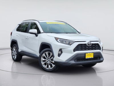 2020 Toyota RAV4 XLE Premium