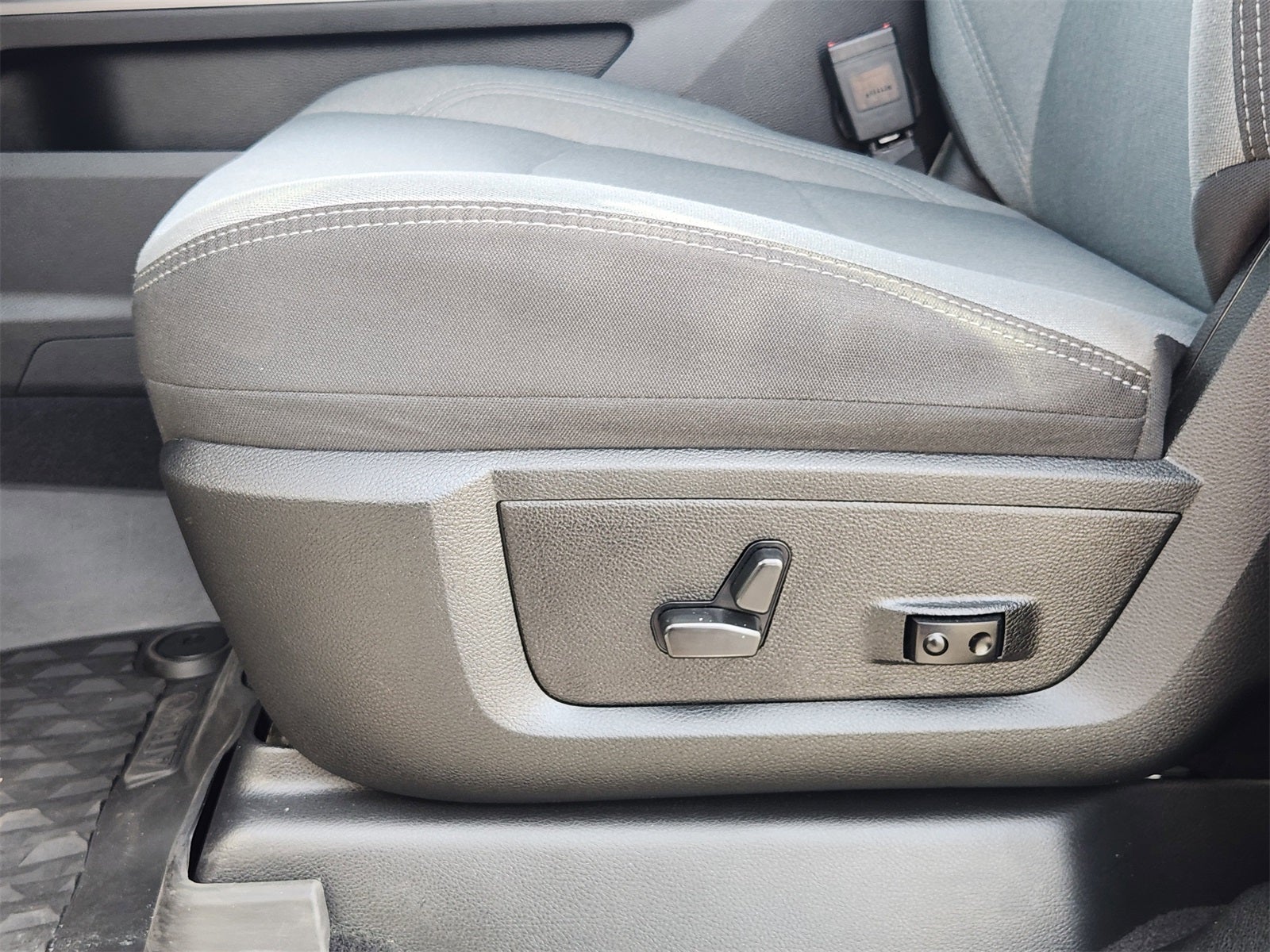 2022 RAM 2500 Lone Star Silver