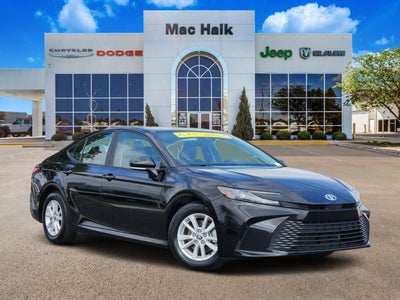 2025 Toyota Camry SE