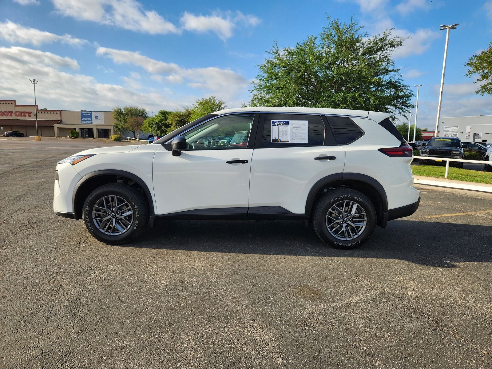 2024 Nissan Rogue S