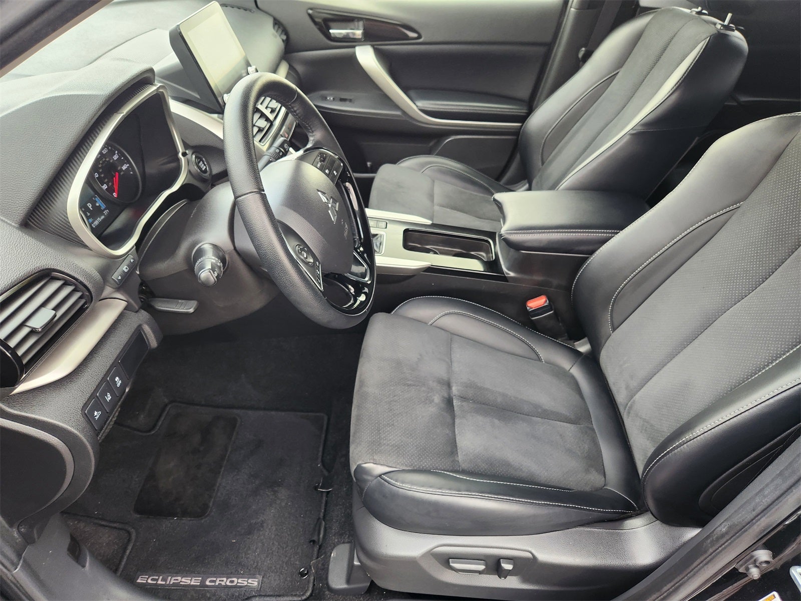 2025 Mitsubishi Eclipse Cross SE