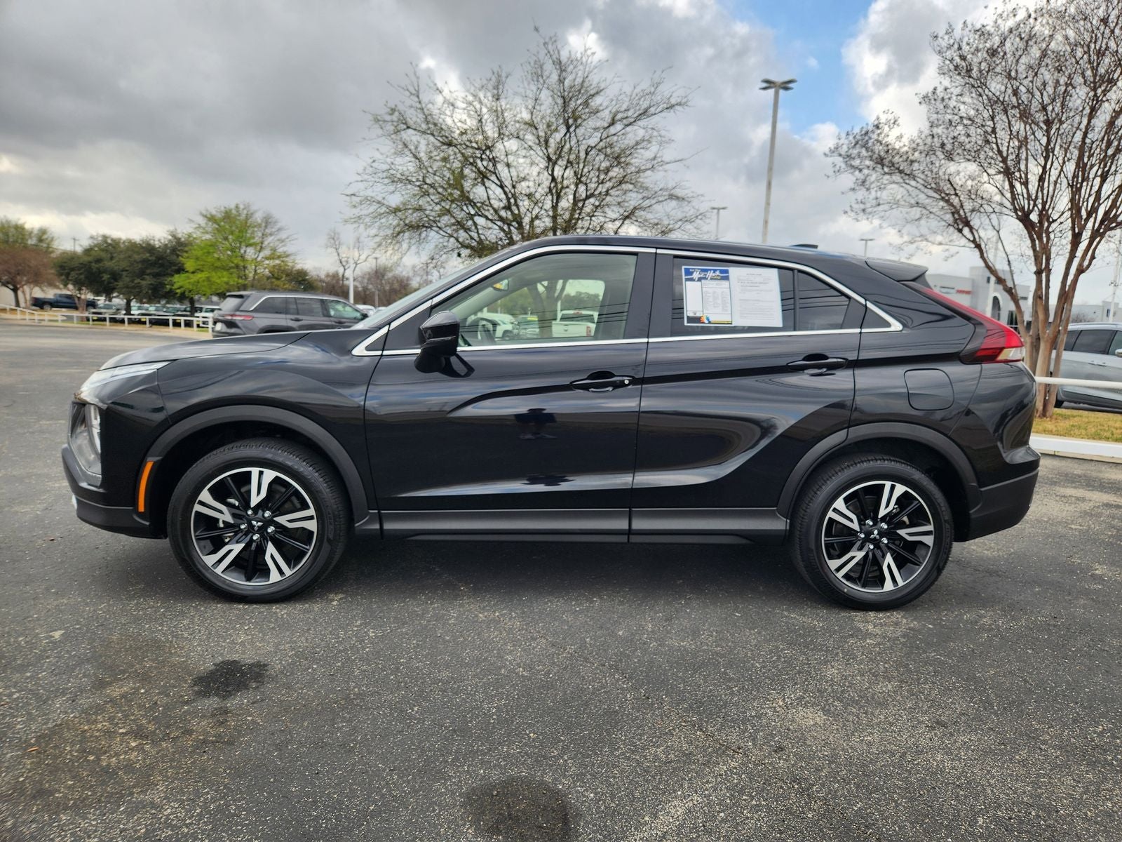 2025 Mitsubishi Eclipse Cross SE