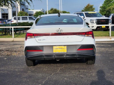 2024 Hyundai Elantra SEL