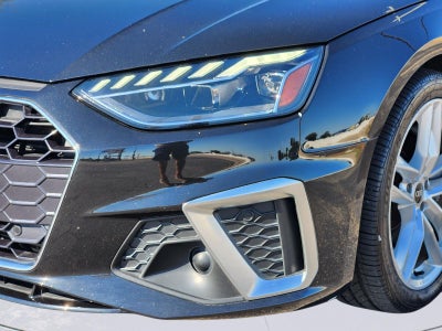 2023 Audi A4 Sedan S line Premium