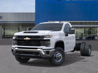 2026 Chevrolet Silverado 3500HD CC Work Truck