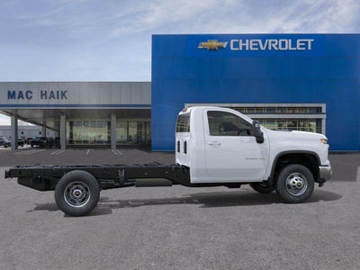 2026 Chevrolet Silverado 3500HD CC Work Truck