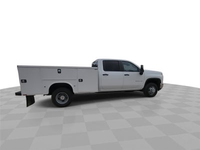 2026 Chevrolet Silverado 3500HD CC Work Truck