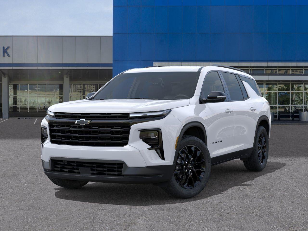 2026 Chevrolet Traverse FWD LT