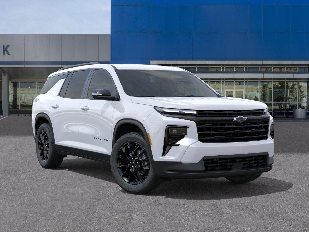 2026 Chevrolet Traverse FWD LT