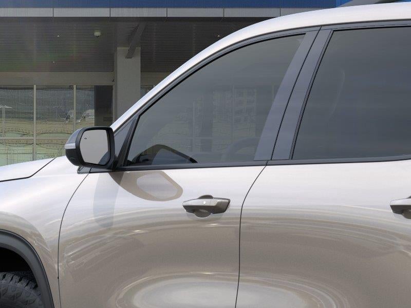 2027 Chevrolet Traverse Z71 - Photo 12