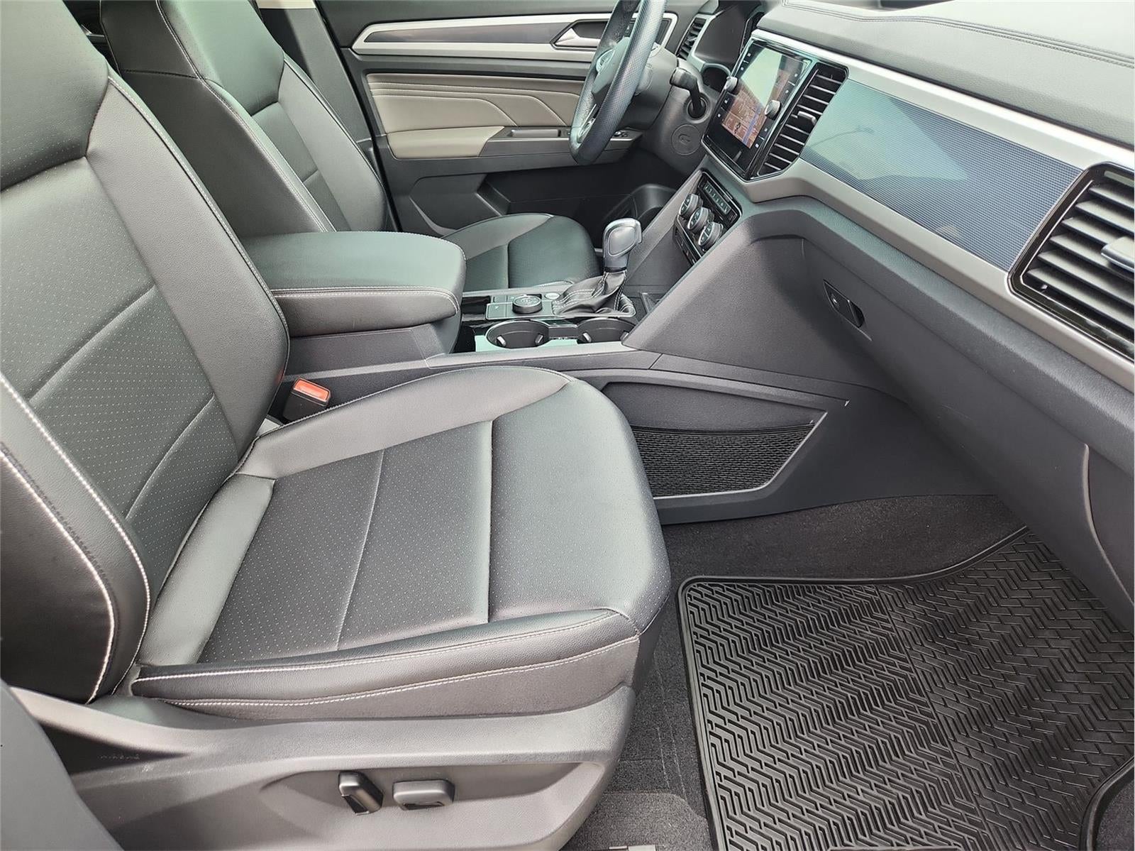 2023 Volkswagen Atlas 3.6L V6 SEL R-Line Black