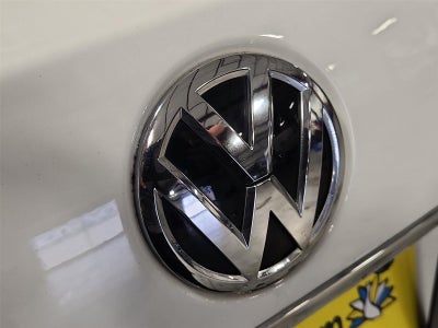 2018 Volkswagen Passat 2.0T SE w/Technology