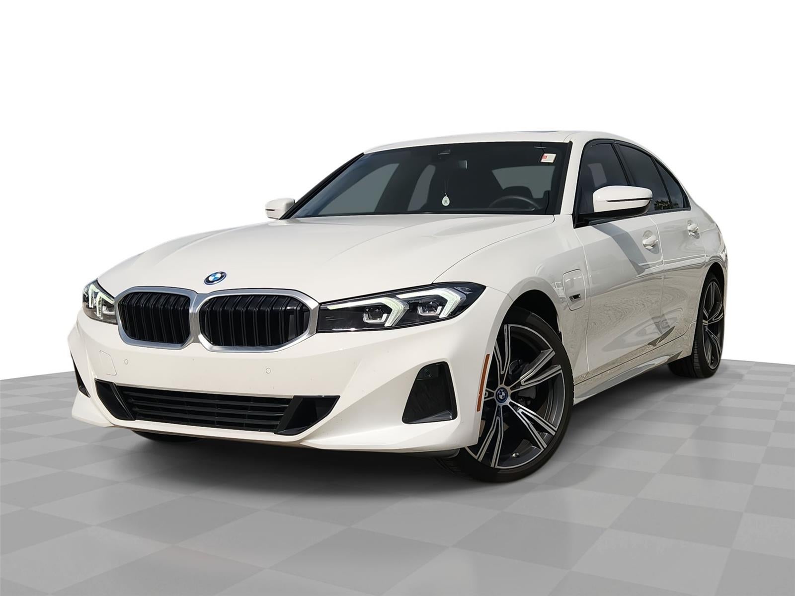 2023 BMW 3 Series 330e