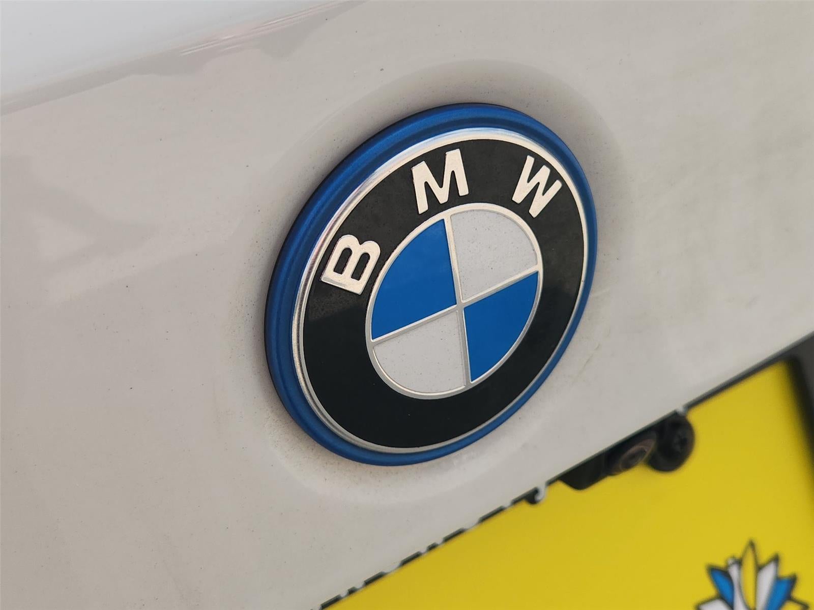 2023 BMW 3 Series 330e