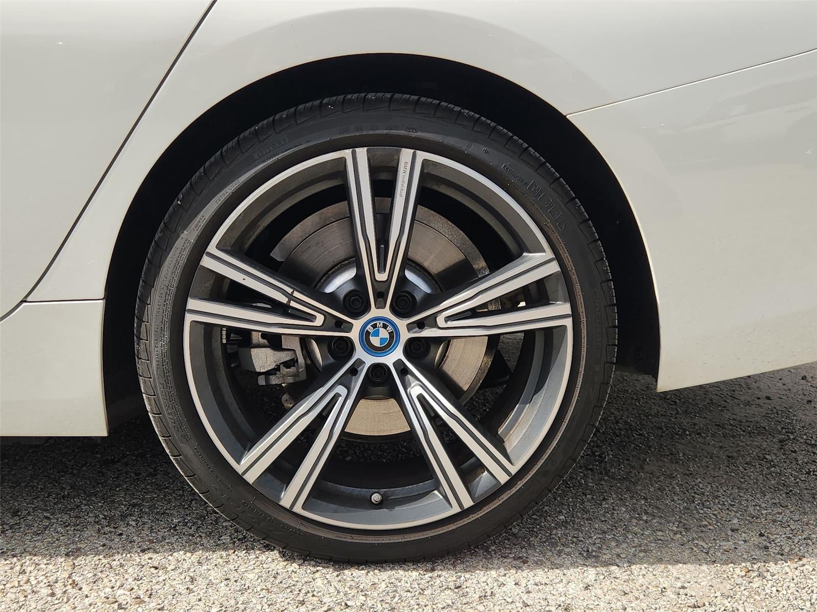 2023 BMW 3 Series 330e