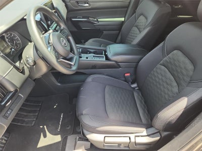 2022 Nissan Pathfinder S