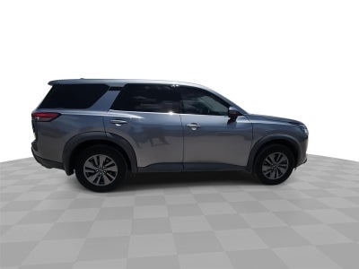 2022 Nissan Pathfinder S
