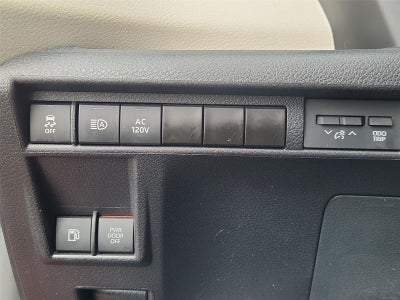 2023 Toyota Sienna Limited 7-Passenger