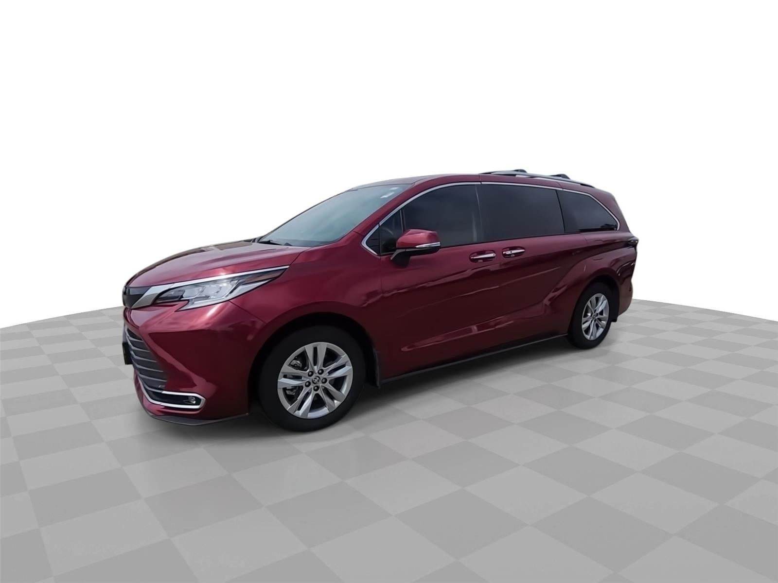 2023 Toyota Sienna Limited 7-Passenger