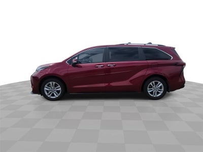 2023 Toyota Sienna Limited 7-Passenger