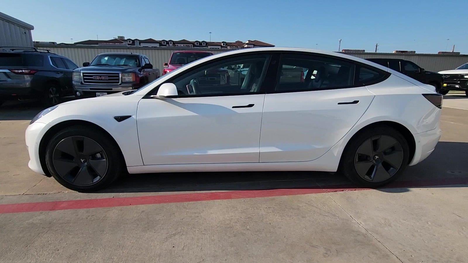 2021 Tesla Model 3 Standard Range Plus