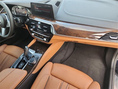 2017 BMW 5 Series 540i