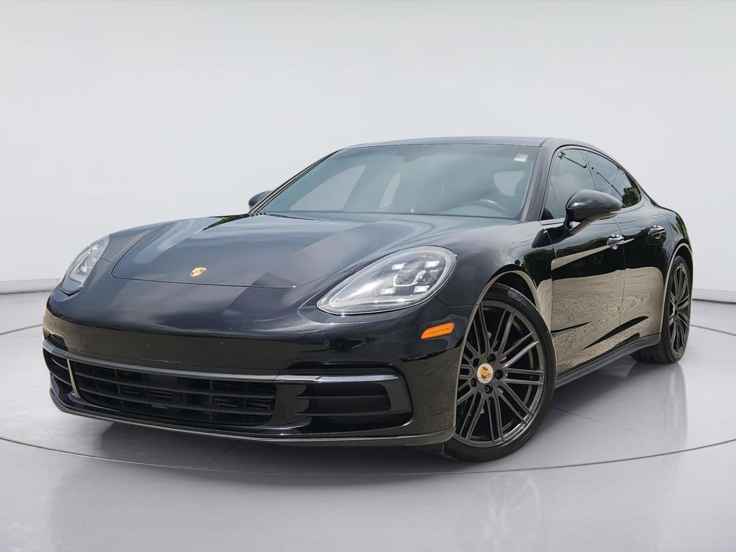 2018 Porsche Panamera 4