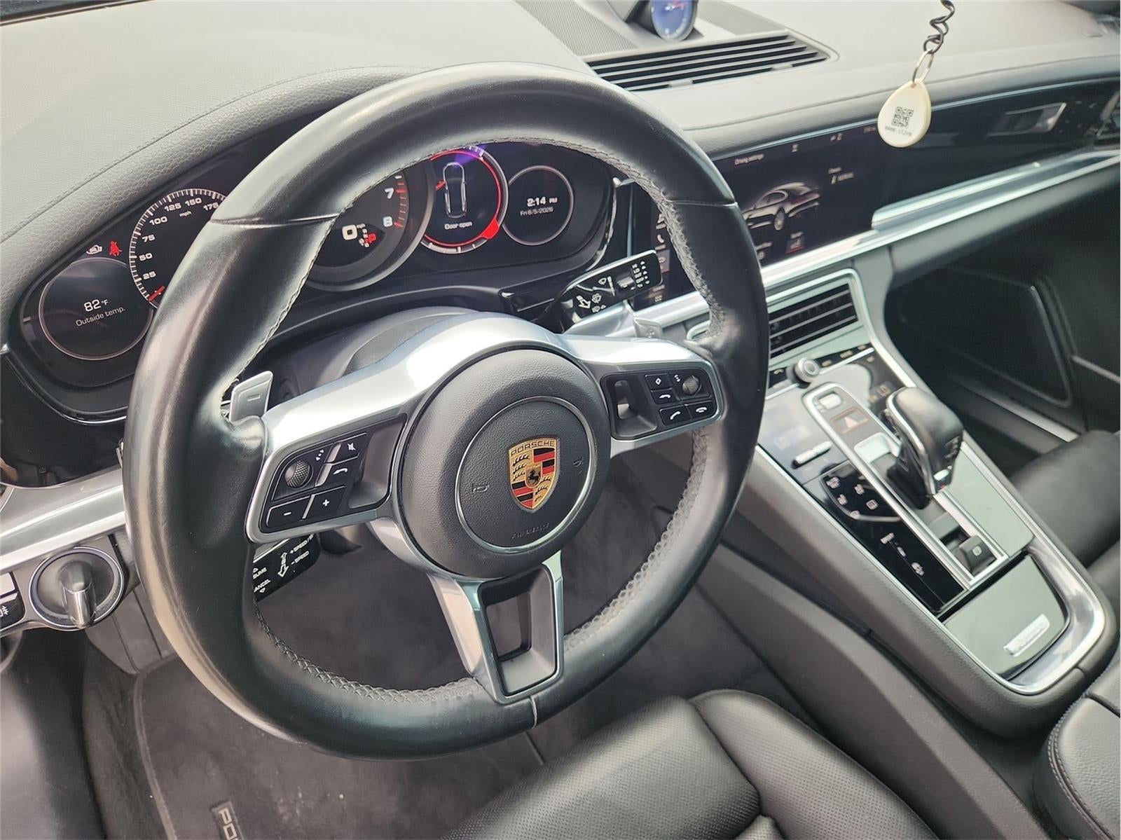 2018 Porsche Panamera 4