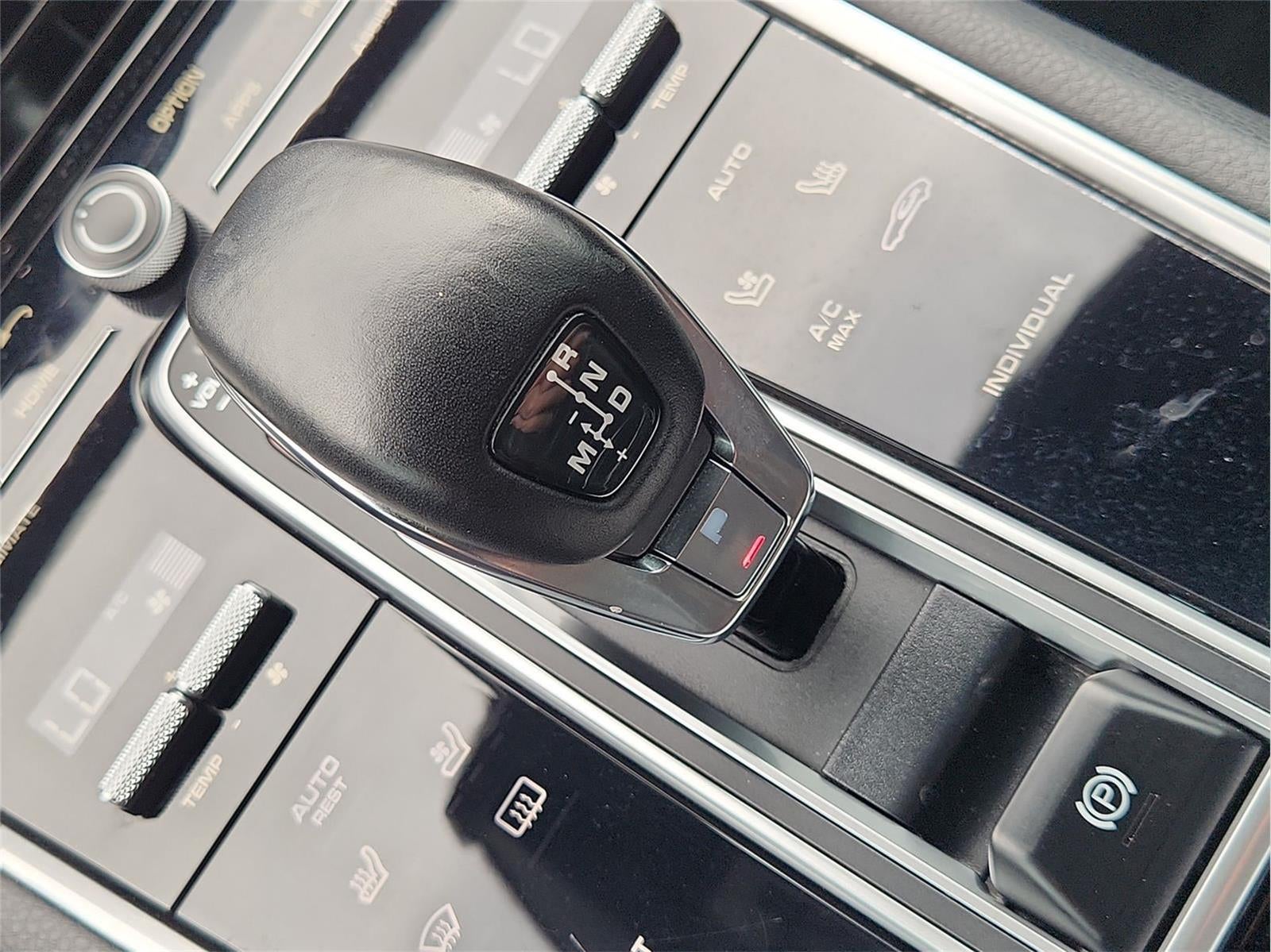 2018 Porsche Panamera 4