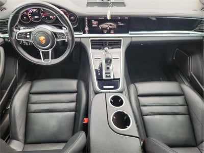 2018 Porsche Panamera 4