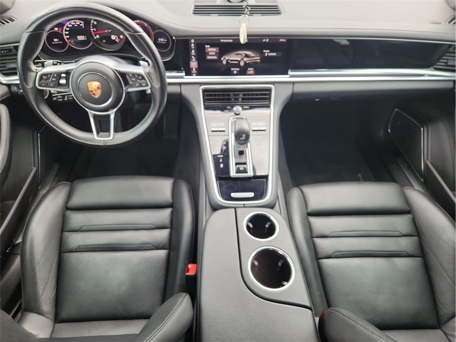 2018 Porsche Panamera 4