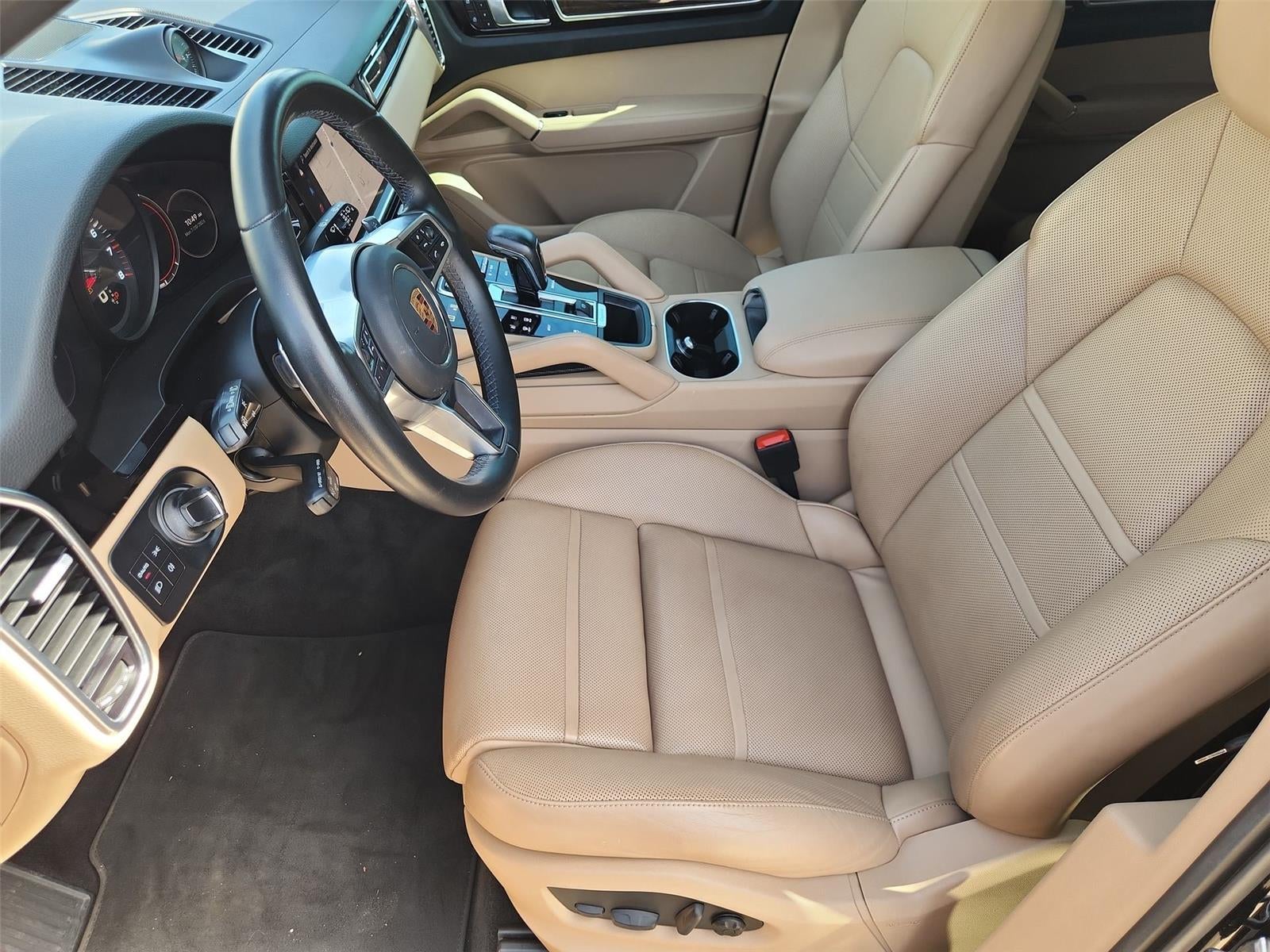 2022 Porsche Cayenne Base