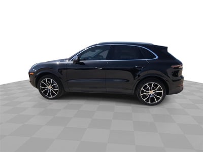 2022 Porsche Cayenne Base