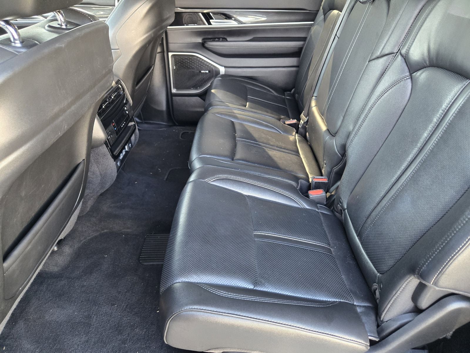 2022 Jeep Wagoneer Series I