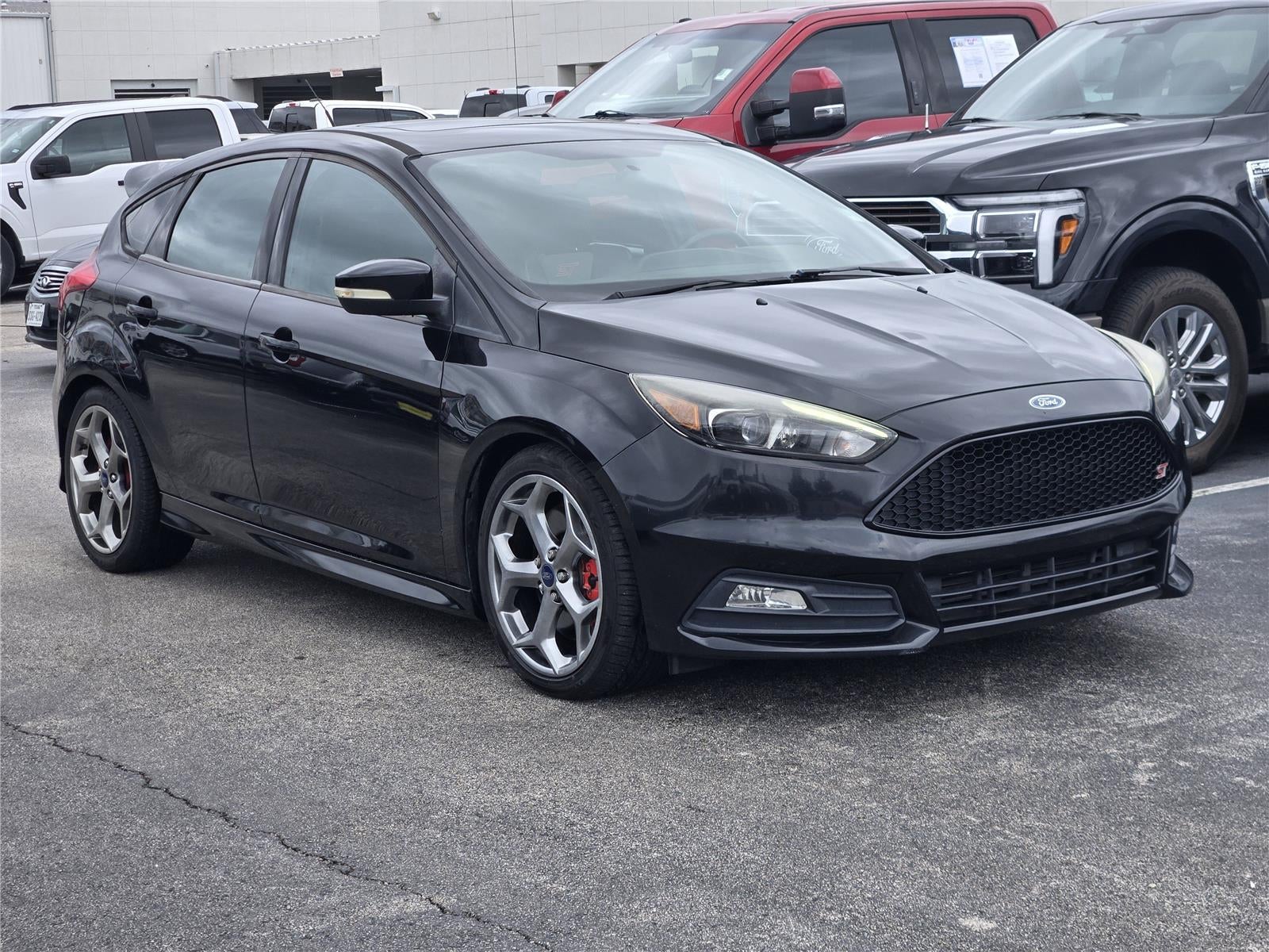 2017 Ford Focus ST