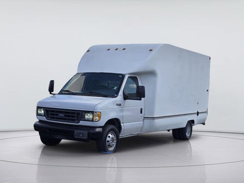 2003 Ford E-350SD Standard Cutaway
