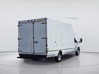 2003 Ford E-350SD Standard Cutaway