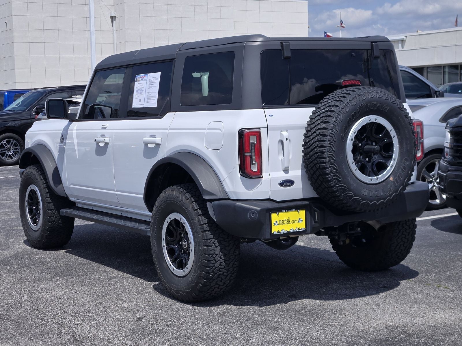 2023 Ford Bronco Outer Banks