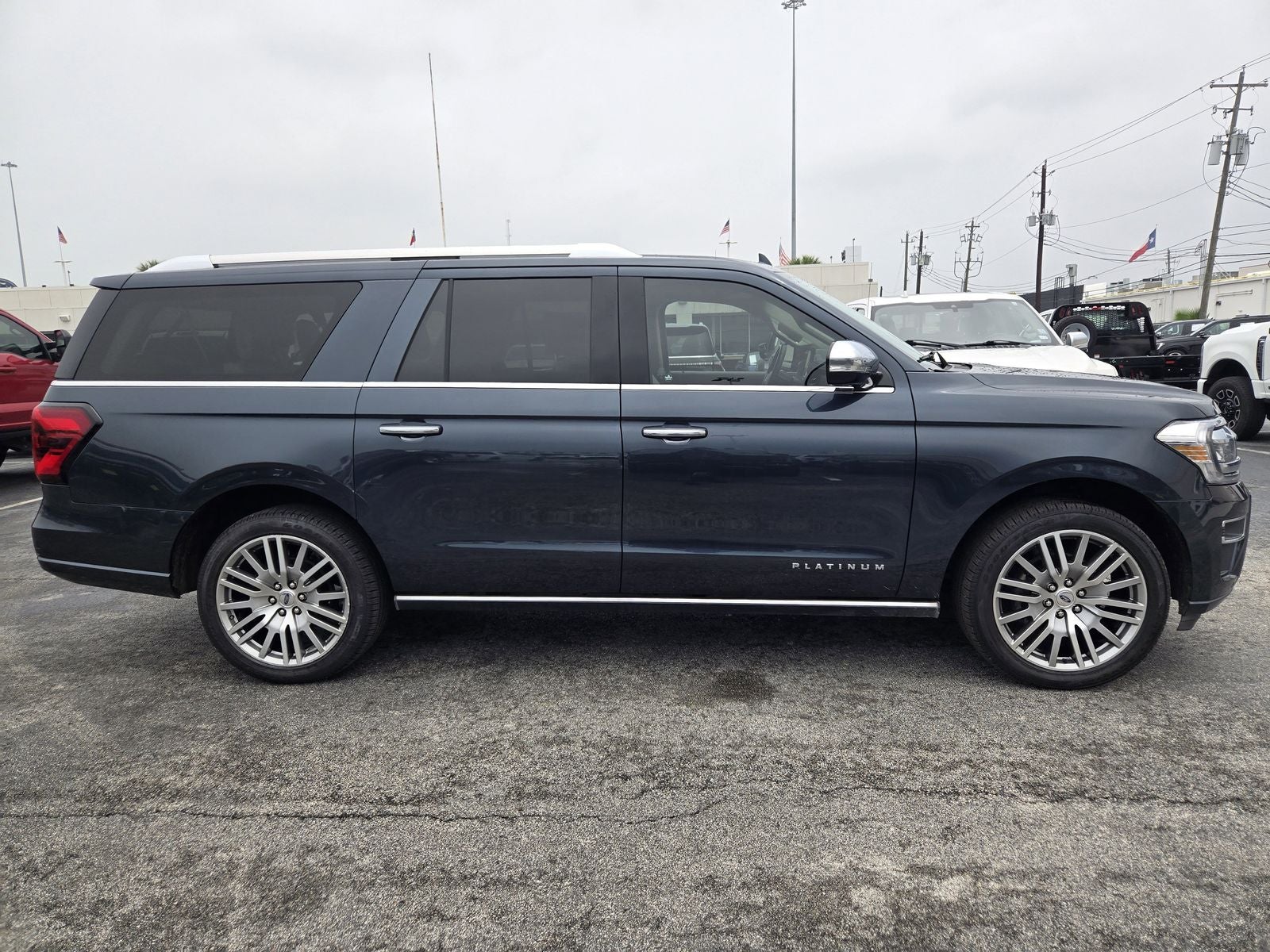 2023 Ford Expedition Max Platinum