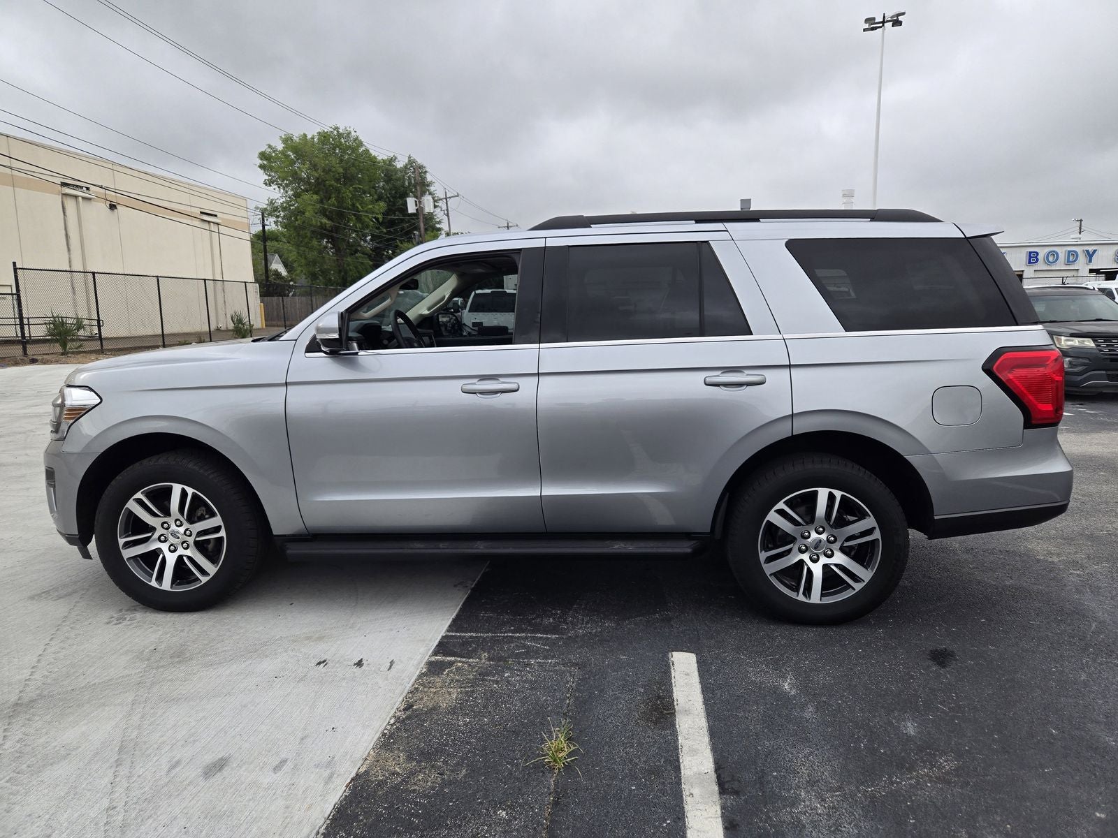 2024 Ford Expedition XLT
