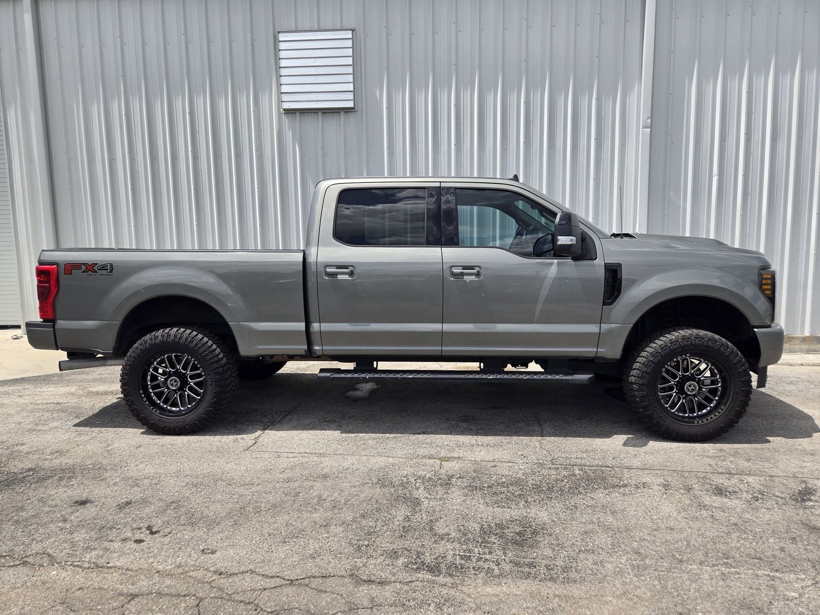 2019 Ford F-250SD Lariat