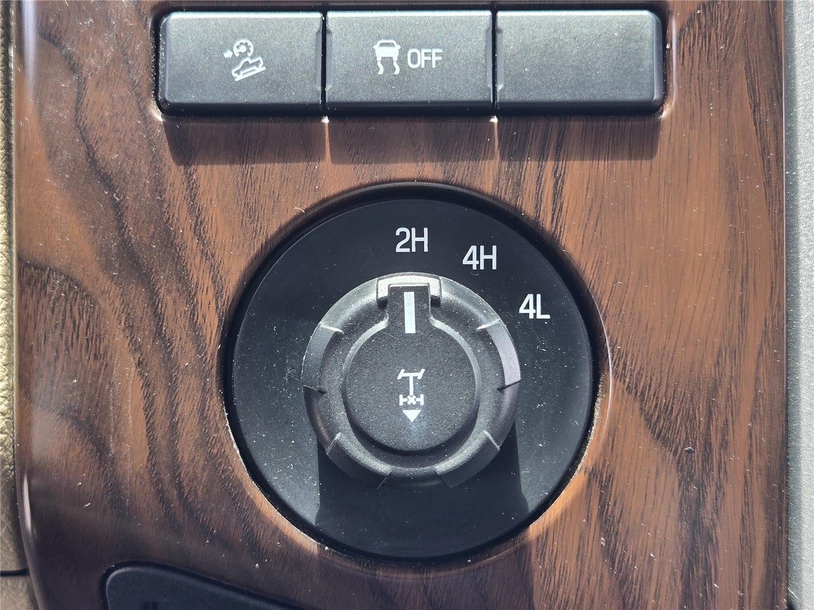 2015 Ford Super Duty F-250 SRW Lariat