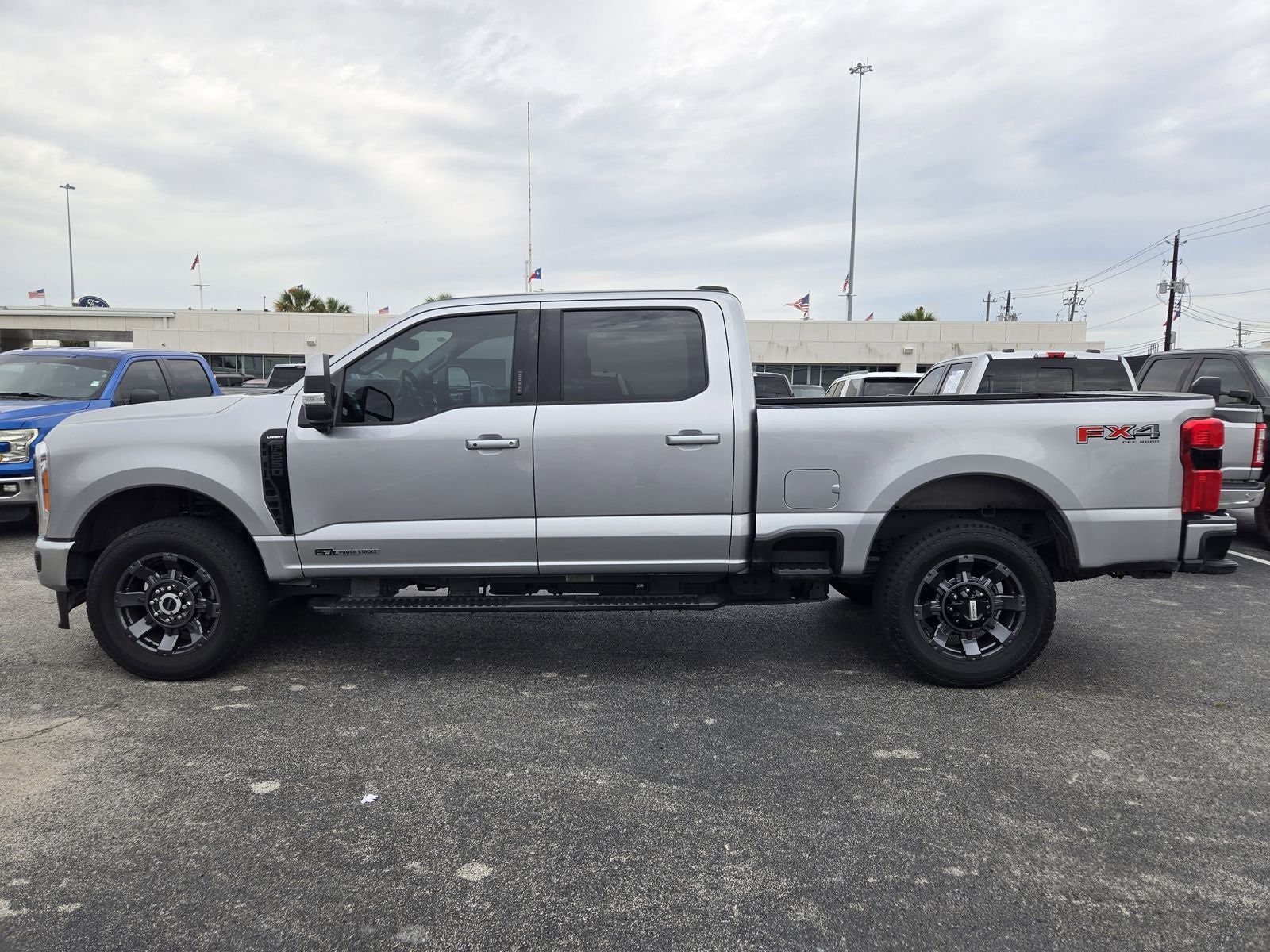 2023 Ford F-250SD Lariat