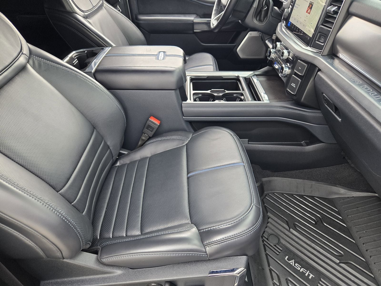 2025 Ford F-250SD Platinum