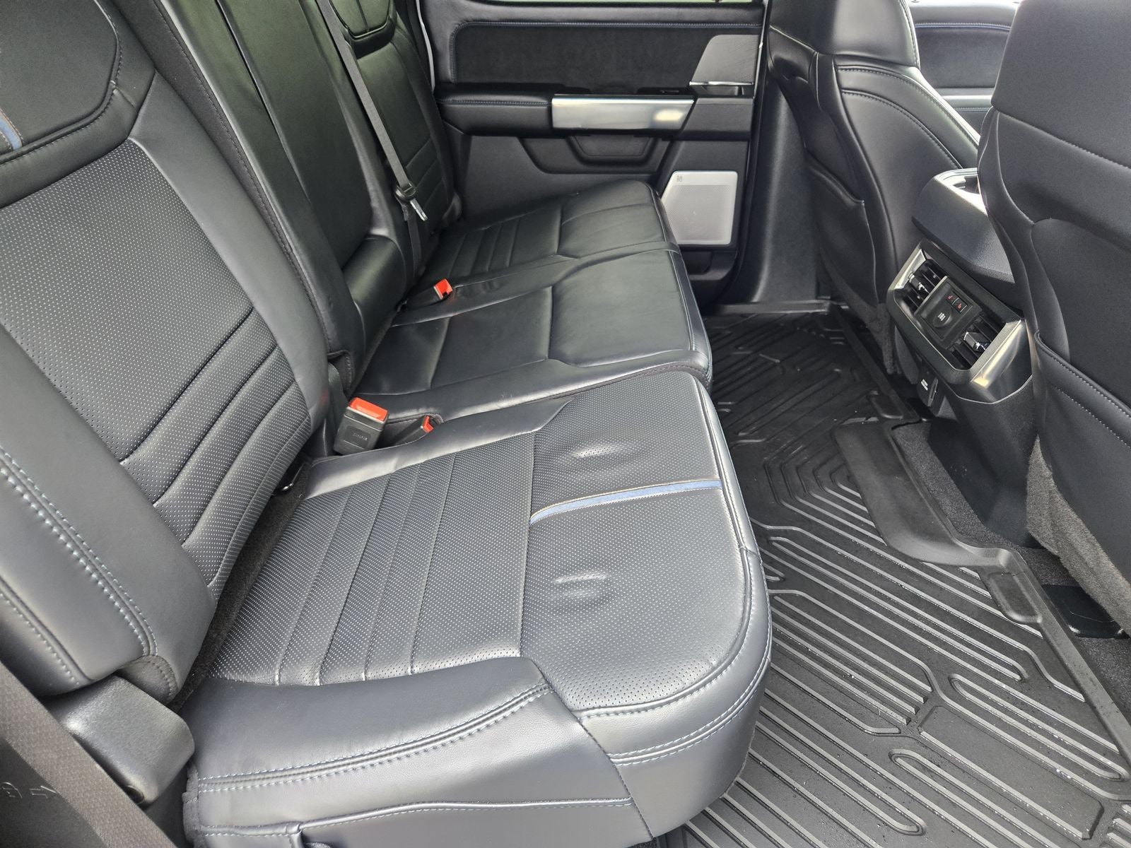 2025 Ford F-250SD Platinum